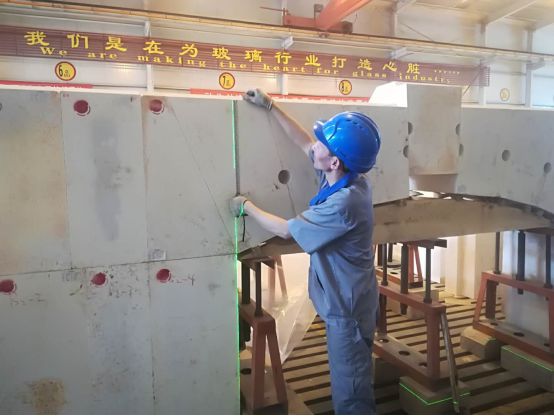 唱響企業(yè)工匠精神主旋律——公司舉辦“弘揚(yáng)工匠精神 鑄造精品遠(yuǎn)東”研討會(huì)